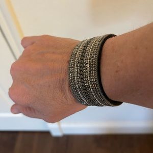 Women’s bracelet